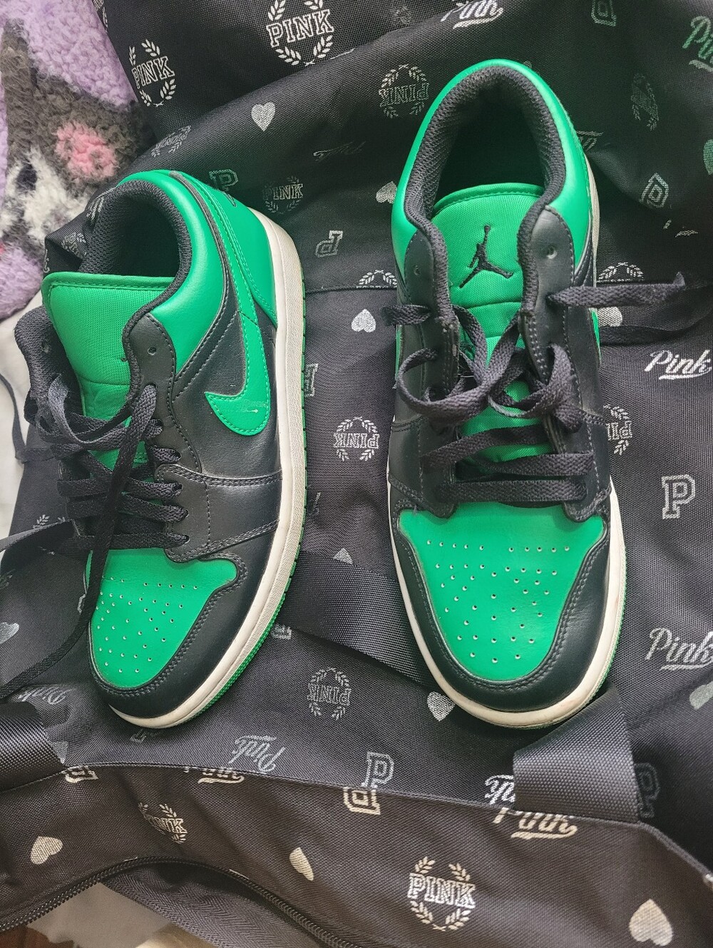 Jordan Low-Top Sneakers in Green and Black
